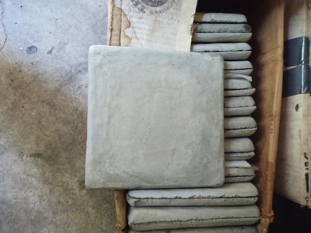 Paver / Tiles. *Free*