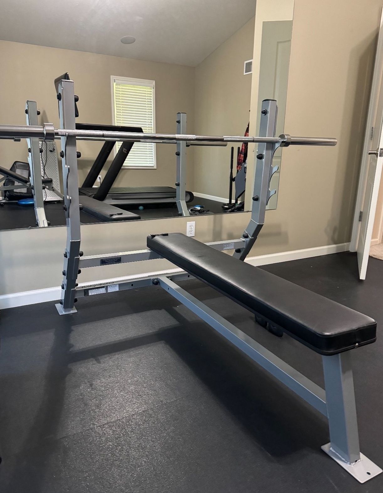 Bench Press - Olympic Bech (bar not Included)