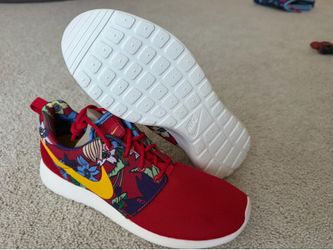 Nike air max jordan dunk low Roshe Run Women size 7W