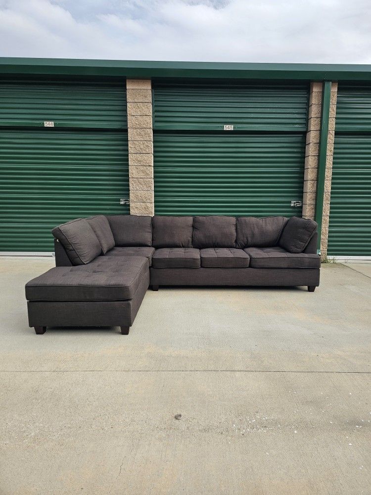 Free Delivery! 2-Pc Sectional Couch 