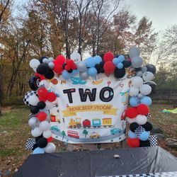 Free Balloons , Backdrop On Sale