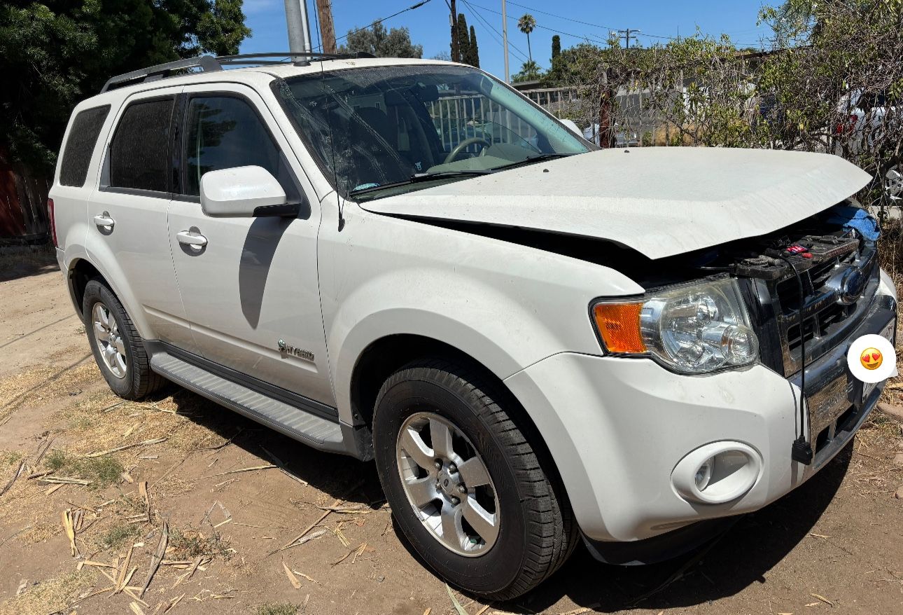 2008-2012 FORD ESCAPE HYBRID FOR PARTS! 