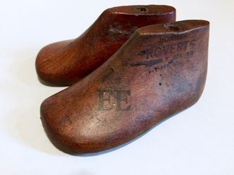 Antique Baby Cobbler’s Wooden Shoe Forms - Tiny Size 1 (With Manufacturers Markings)