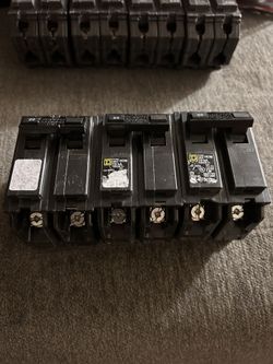 Square D Homeline 20 Amp 2-Pole Circuit Breaker