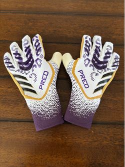 Adidas predator goalkeeper gloves pro