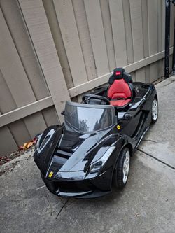 Power wheels Ferrari LaFerrari