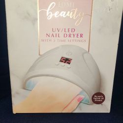 NIB Urban Outfitters UV/LED NAIL DRYER...on the Go!