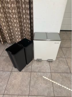 SONGMICS Trash Can, 2 x 8 Gallon (2 x 30 L) Garbage Can for Kitchen, with 15 Trash Bags, 2 Compartments, Plastic Inner Buckets and Hinged Lids, Airtig