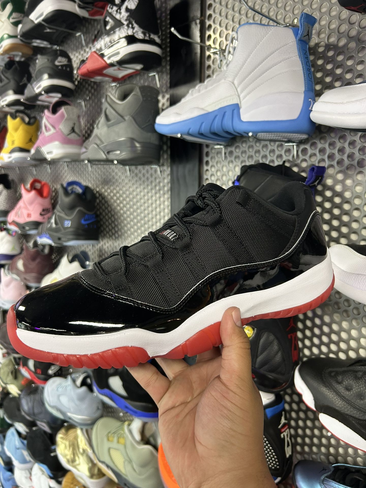 Jordan 11 Retro Low Bred (2025)