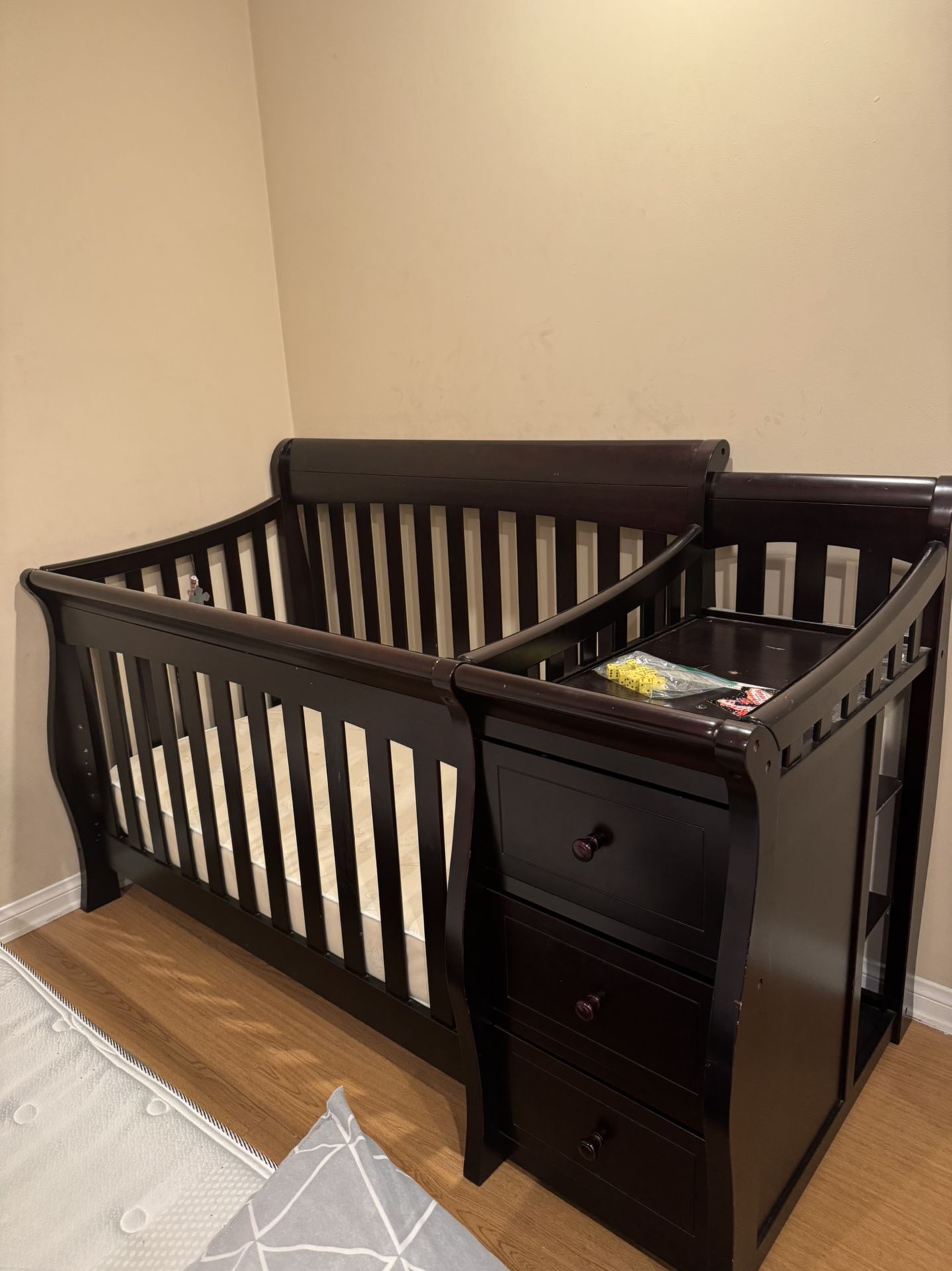 Baby Crib  And Changing Table Made With Real Wood Very Good Condition 