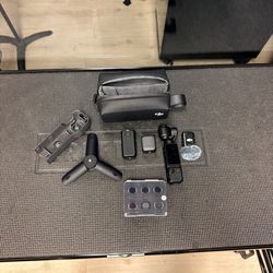 DJI Osmo Pocket 3 Creator Combo