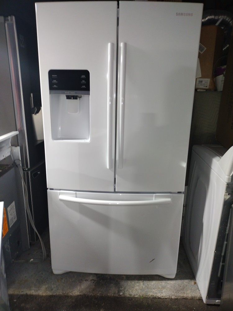 White Samsung 3door Refrigerator 