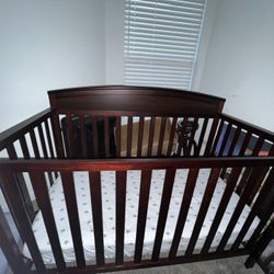 Graco Baby Crib