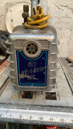 Vacuum pump JB 5 CFM