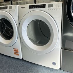 New !  Front Load Whirlpool Washer And Dryer Set 