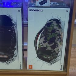 JBL Boombox 3 