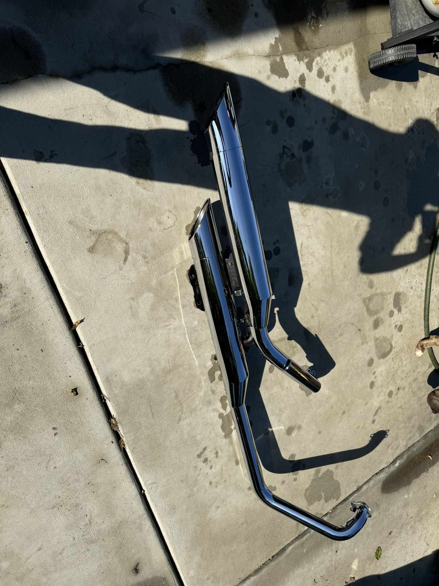 Suzuki C109T Stock Exhaust