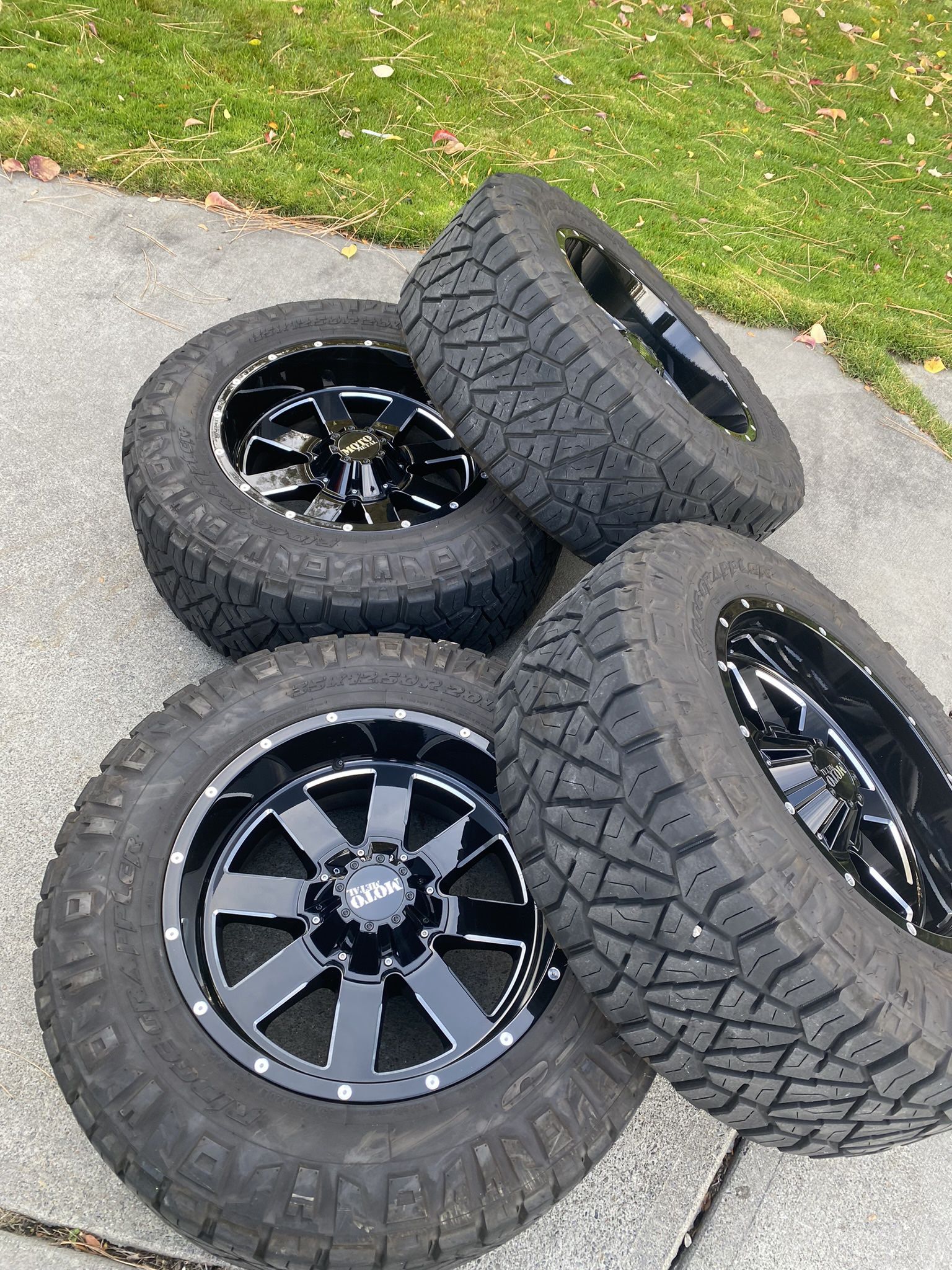 35inch Moto Metal Wheels And  Tires
