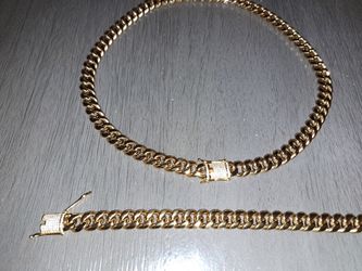 22 Inch/ Gold Plated Cuban Link