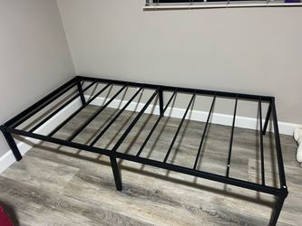 Twin metal bedframe