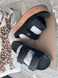 New Coach Women Platform Sandals Size 8