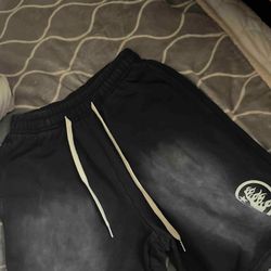 BLACK HELLSTAR SHORTS