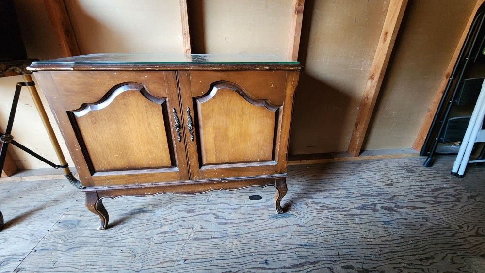 Antique Hutch With Glass Top