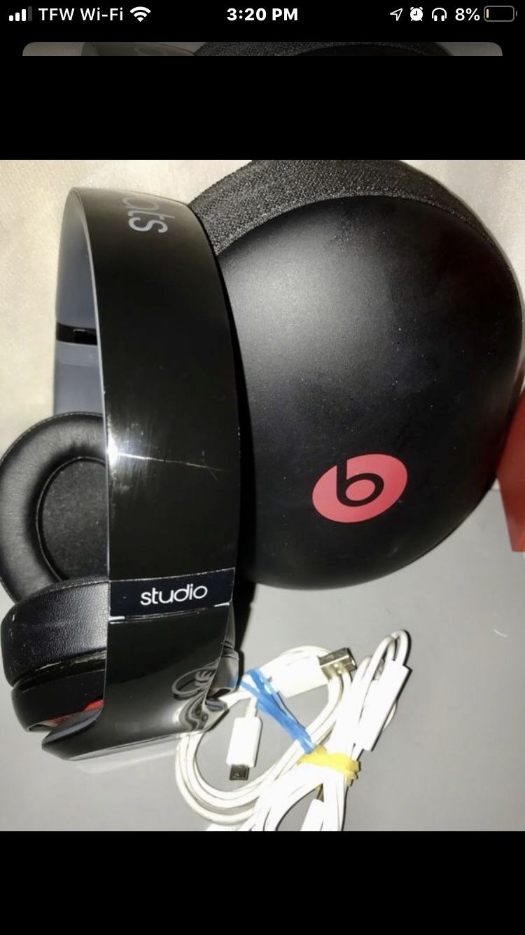 Beats studio 2.0 Wired headphones