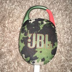 Used JBL clip5 portable bluetooth speaker