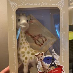 Sophie la girafe Born In Paris 1961
