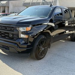 2024 Chevy Silverado 1500 Custom 