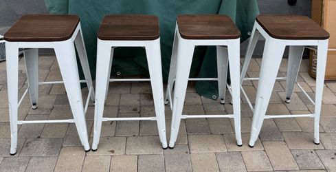 Set of 4 White Metal Bar Stools with Wood Seats