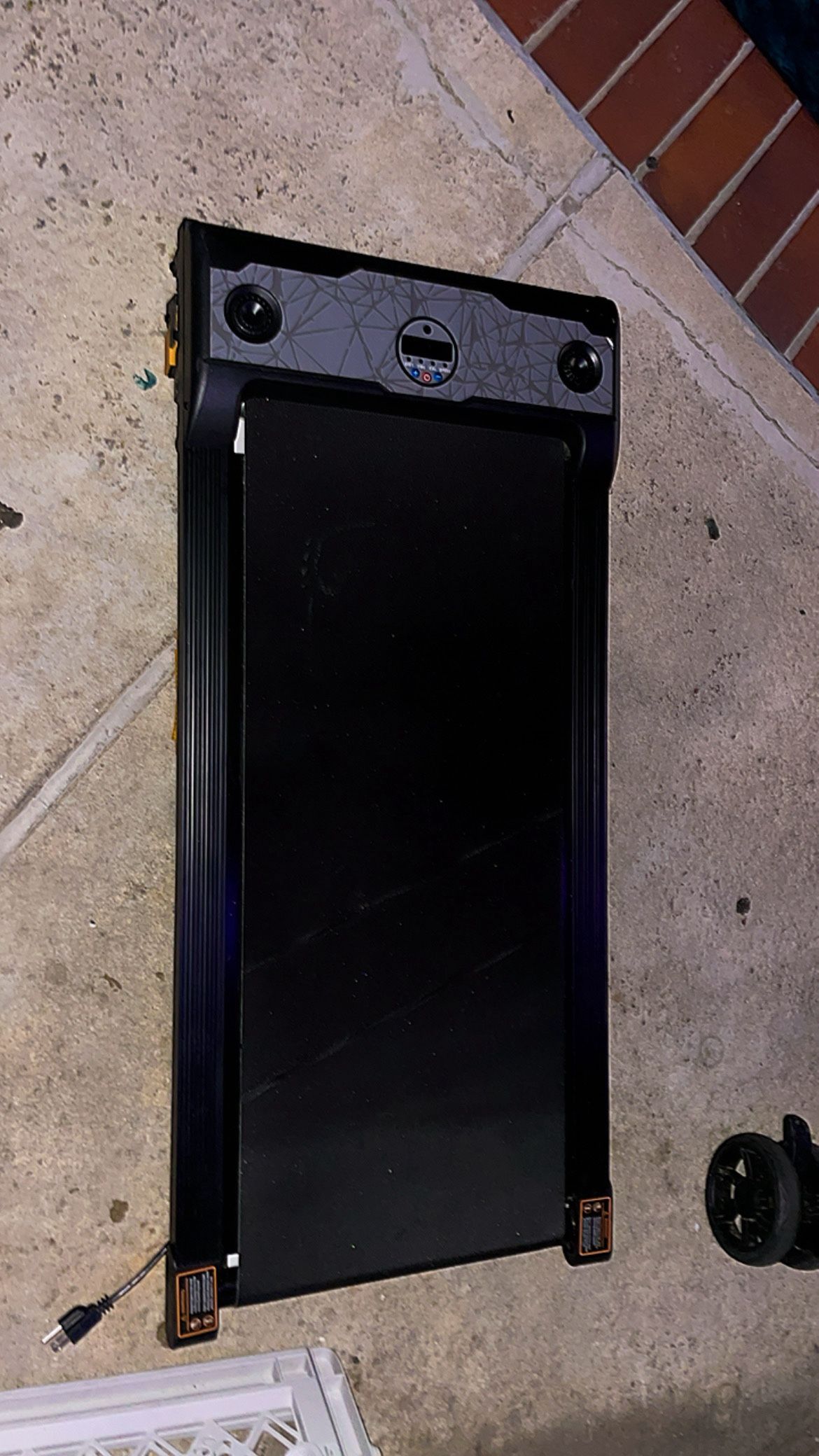 Walking Pad With Incline 2.5 HP Under Desk Treadmill 3 In 1 Portable Treadmill