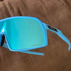 Oakley Sutro Prizm 
