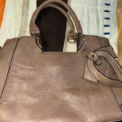 Beige leather bag