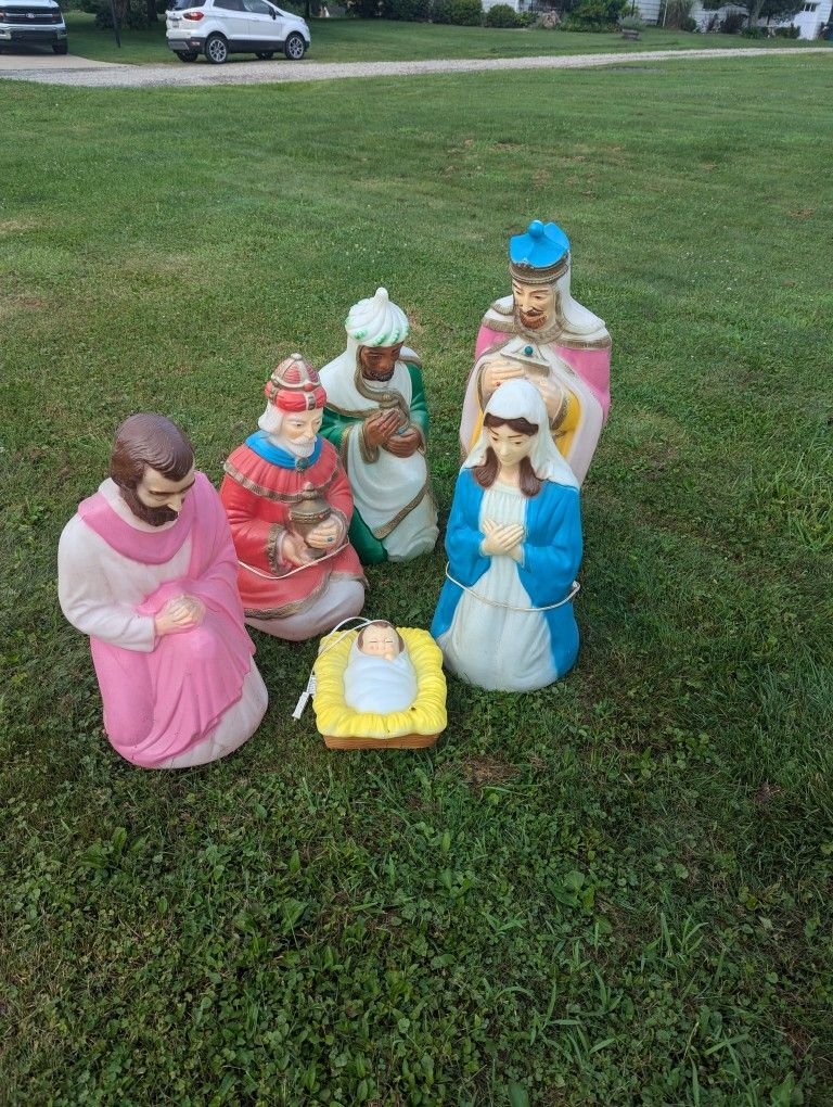 Vintage Blow Mold Nativity Set 