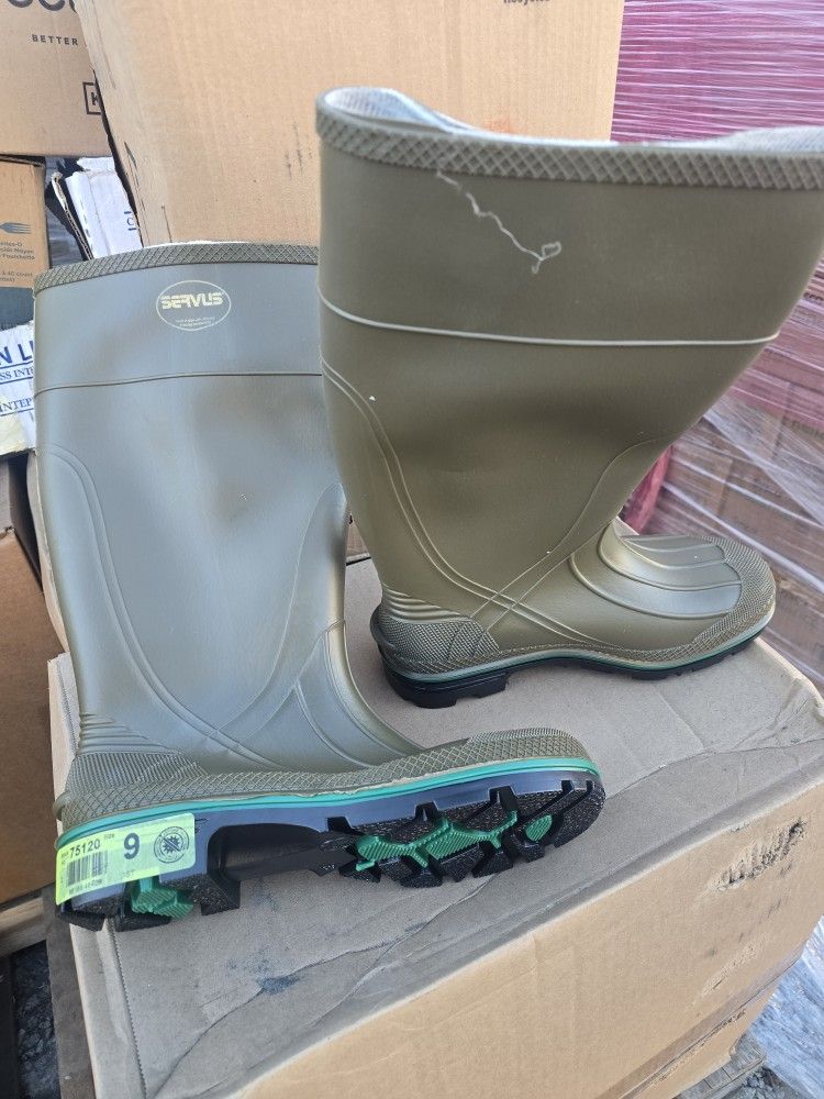 🟩 Servus Waterproof Work Boots – Size 9 – New! 🟩