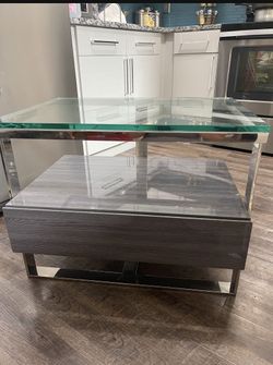 Set Of Two Night Stands from The Dorado Furniture