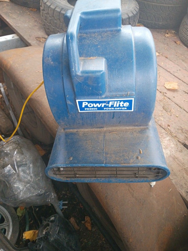 Power Flight PD 2500 Power Dryer