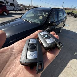 Llaves De Autos / Car Keys And Remotes 