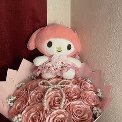 Flower bouquet/ Valentine gift/ Valentine bouquet/ flower arrangement/ ramo buchón