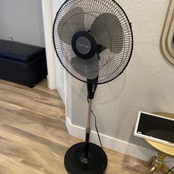Floor Fan Located In Kendall Like NEW 