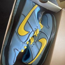 Nike SB dunks PowerPuff girl edition 9.5