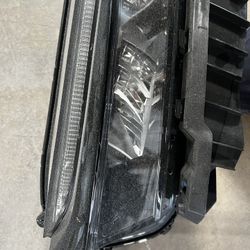 CRV Headlight Assembly - Honda (33150-3A0-A22)