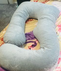 Momcozy Pregnancy Pillow- Open Box