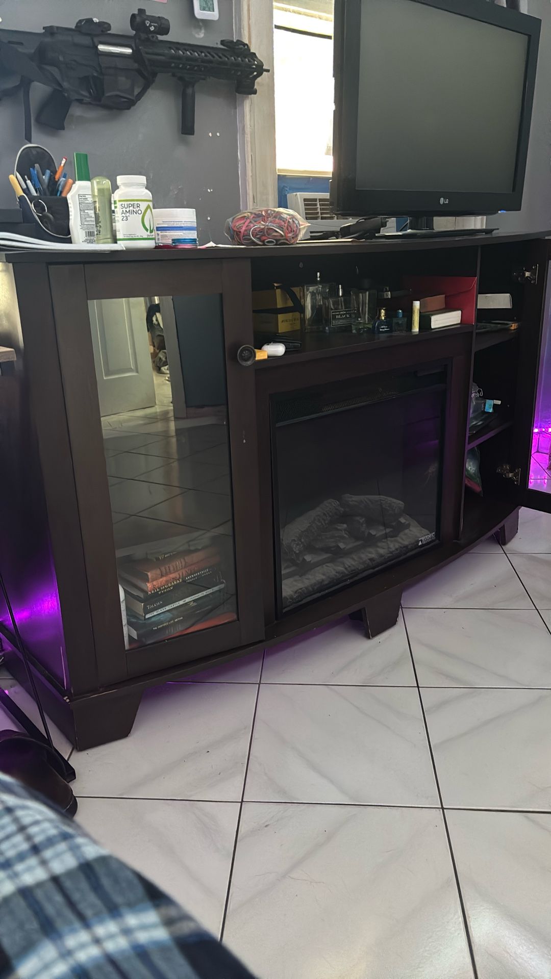 Tv Stand/fireplace