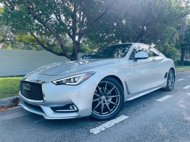 2017 INFINITI Q60