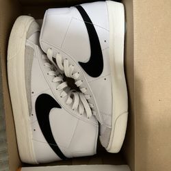 Nike Men’s Blazer Shoes 