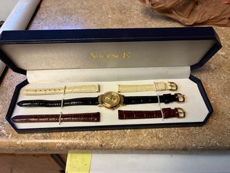Vicence women  watch