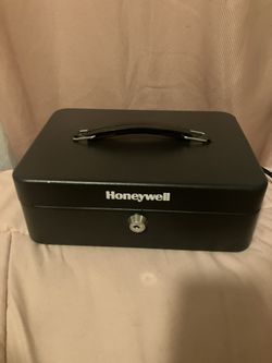Honeywell lock Box With keys